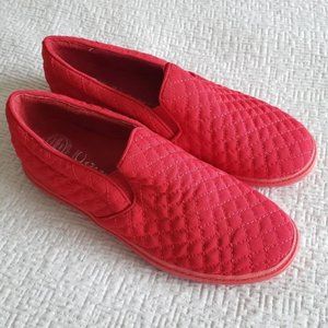 Jeffrey Campbell Havana Last Alva Quilted Red Slip-On Sneaker Size 9 NWOT